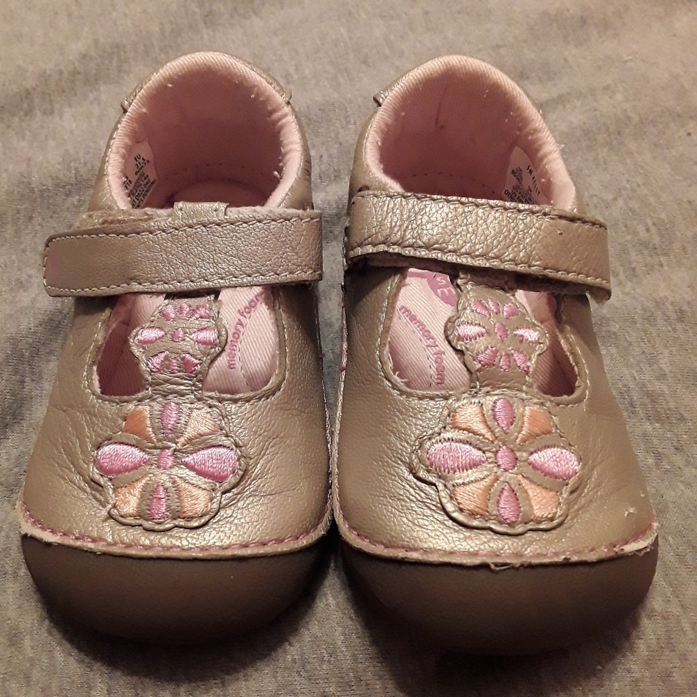 Striderite Kelly Shoes